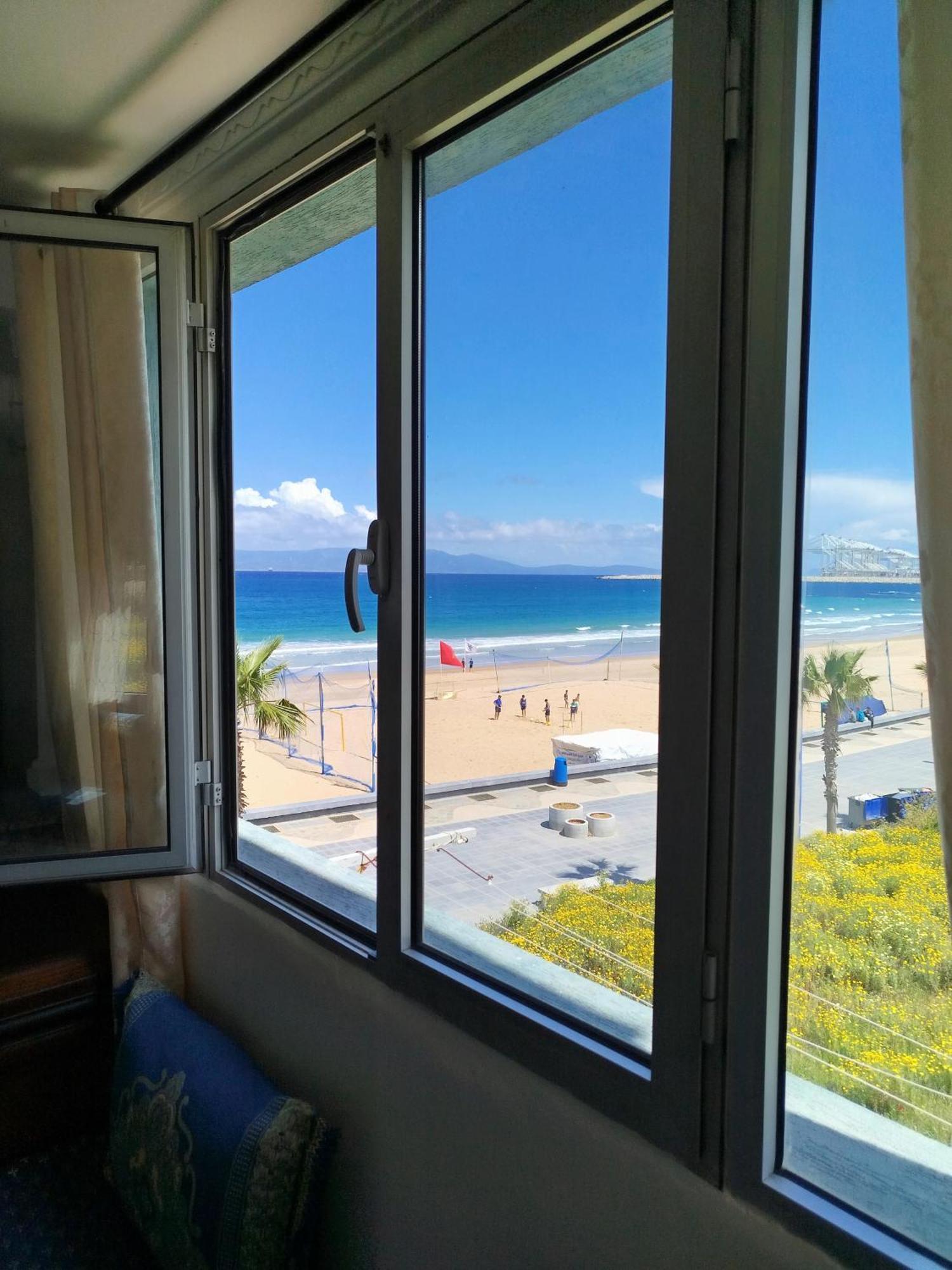 Apartment Corniche Ksar Sgher Ksar es Seghir Exteriér fotografie